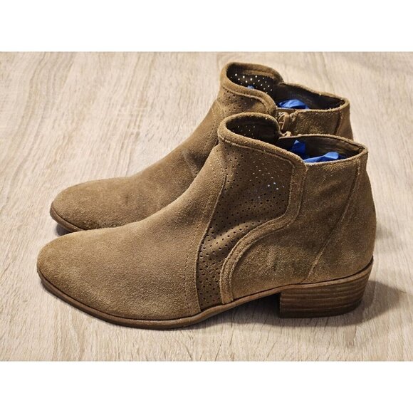 Gianni Bini Leather Booties Tan Size 7 M Womens - Picture 1 of 8